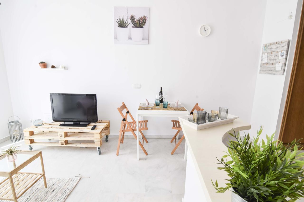 P&P Apartaments Carrera De Capuchinos Малага Екстериор снимка