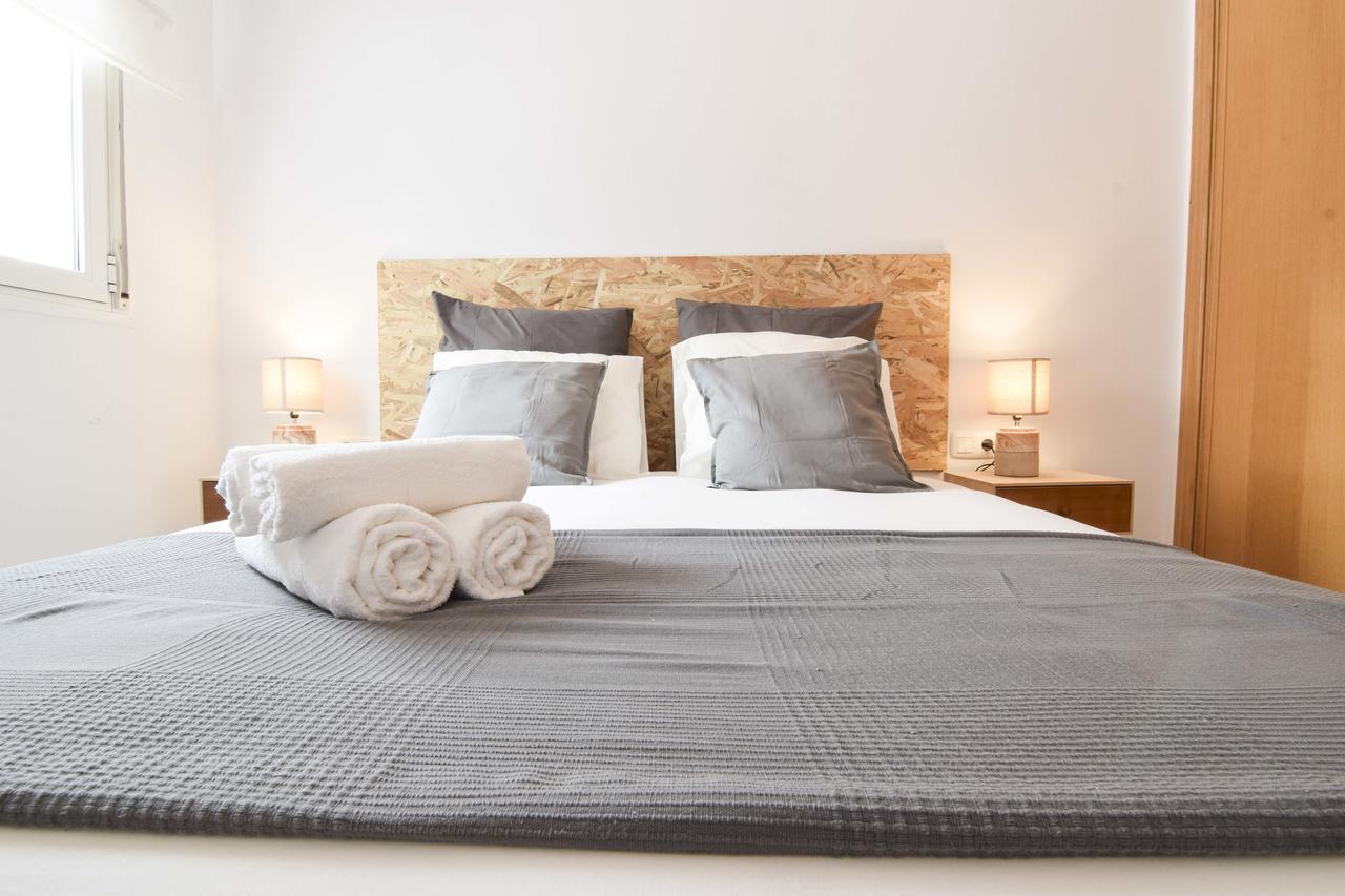 P&P Apartaments Carrera De Capuchinos Малага Екстериор снимка